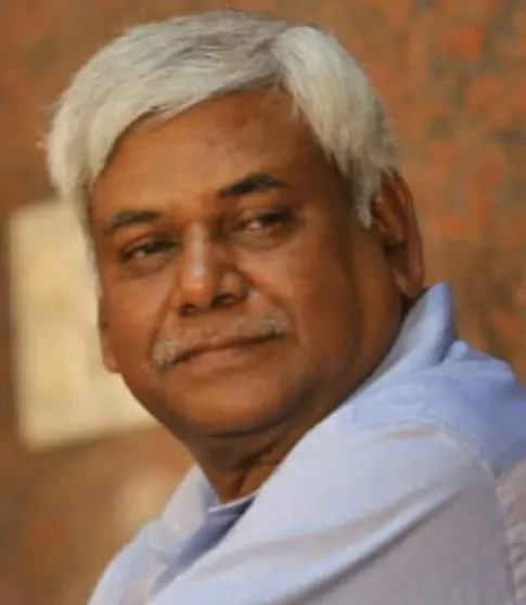 Babu R Noidu